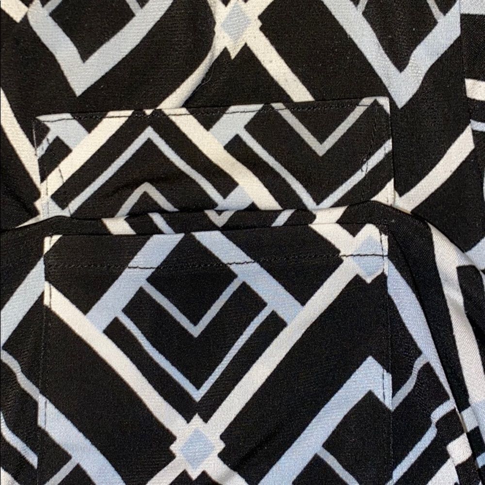 Dana Buchman Button Down Geometric Print Blouse - Picture 7 of 10